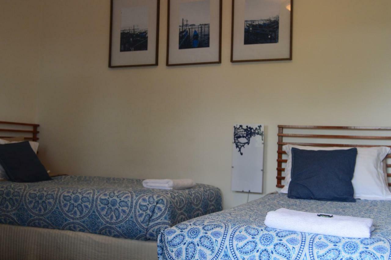Suites On Avon York Extérieur photo